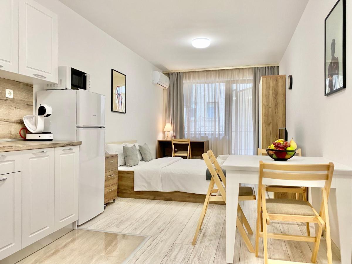 Cozy Studio Next To State Opera With Work Space Stara Zagora Exteriör bild