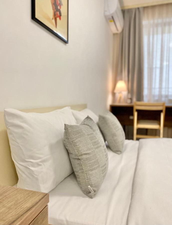 Cozy Studio Next To State Opera With Work Space Stara Zagora Exteriör bild